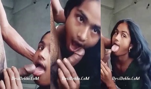 Desi Bhabhi Ko Lund Chusa k Salwaar Utha k piche se daala